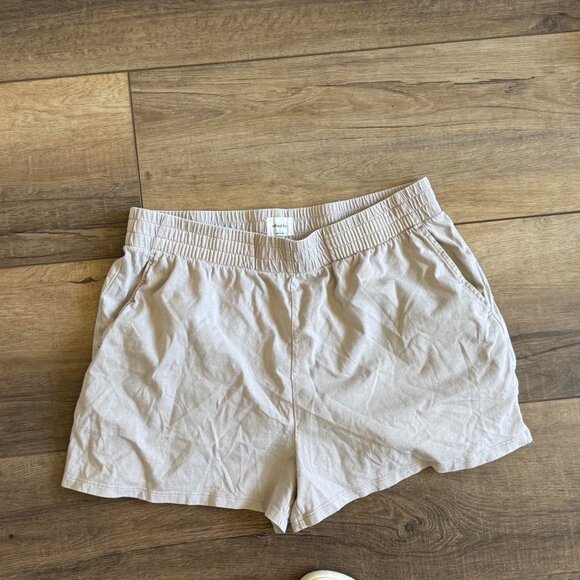Cream And Tan Wired Free Shorts - Picture 1 of 3